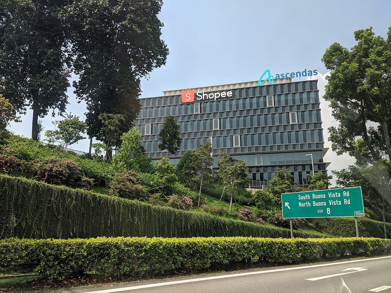 Shopee Headquarter by TheGreatSG'rean (Wikimedia)